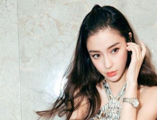 娱乐吃瓜酱杨颖,娱乐吃瓜酱,揭秘娱乐圈幕后故事